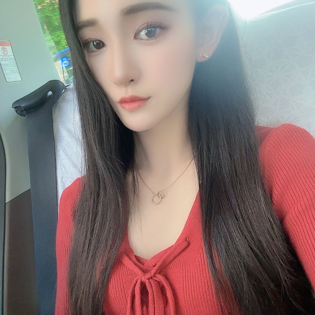 あいな🦖💗 | chéril所属